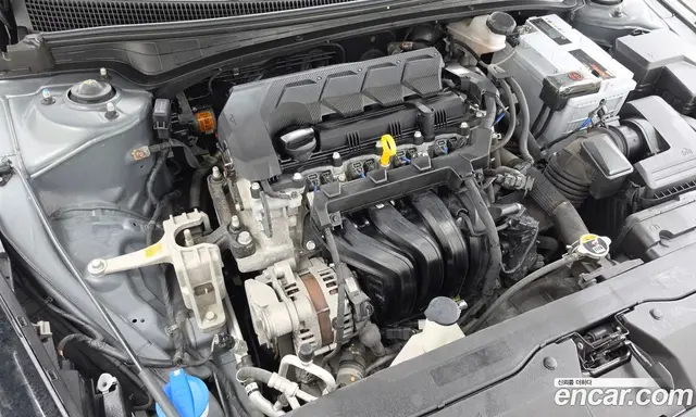 Hyundai Avante 2021 1.6 автомат (гидро), миниатюра 6 Hyundai Avante 2021 1.6 автомат (гидро), миниатюра 6