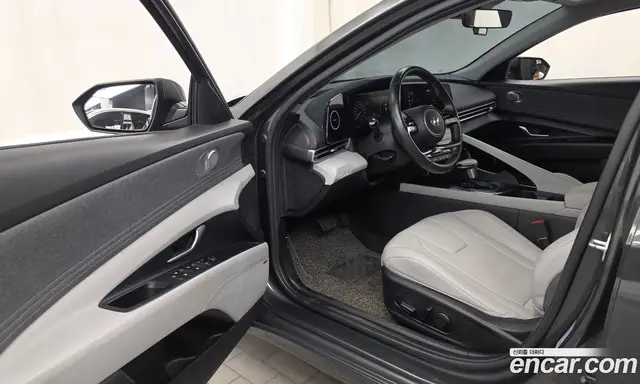 Hyundai Avante 2021 1.6 автомат (гидро), миниатюра 10 Hyundai Avante 2021 1.6 автомат (гидро), миниатюра 10