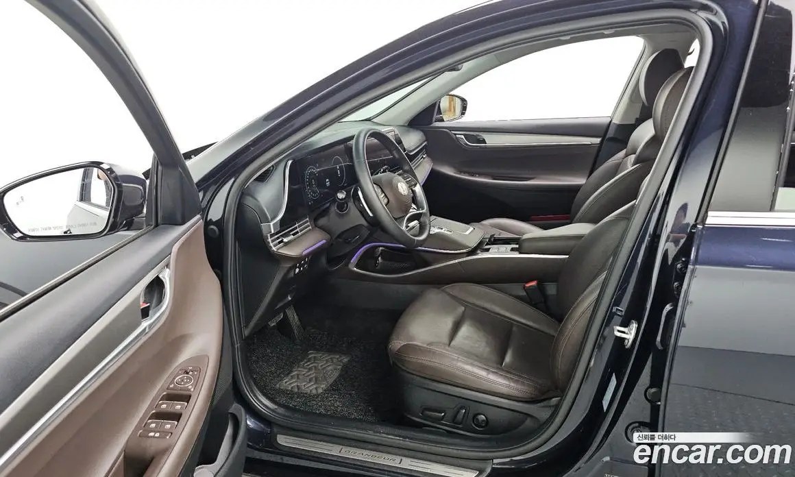 Hyundai Grandeur 2021 2.5 автомат (гидро), фото 10 Hyundai Grandeur 2021 2.5 автомат (гидро), фото 10