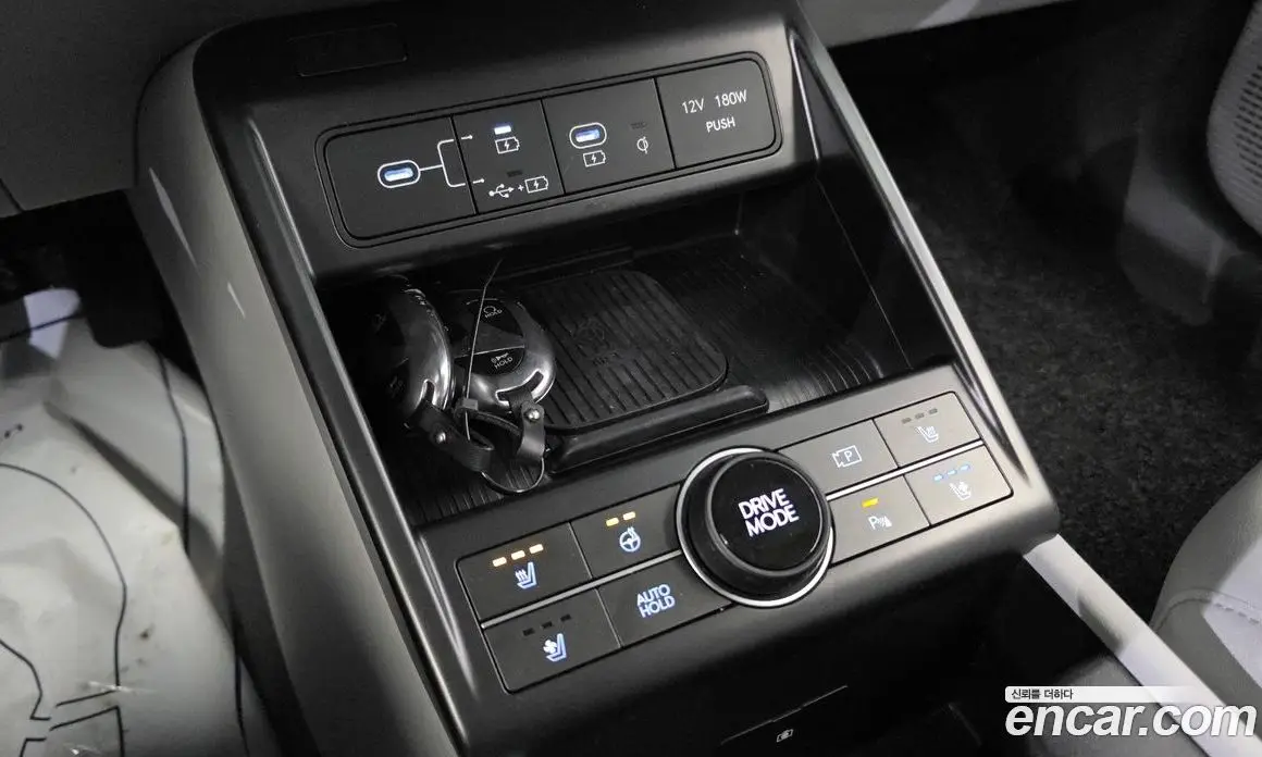 Hyundai Kona 2024 1.6 автомат (гидро), фото 16