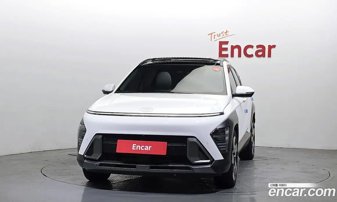 Hyundai Kona 2024 1.6 автомат (гидро), фото 3