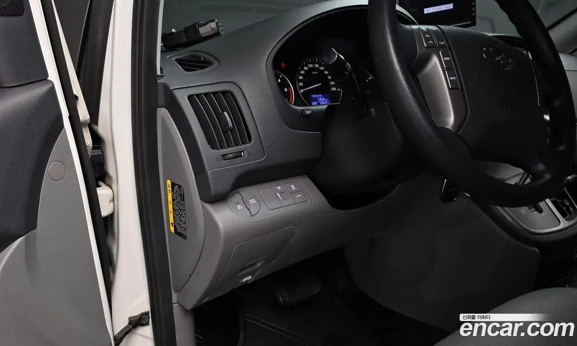 Hyundai Starex 2017 2.5 автомат (гидро), фото 12