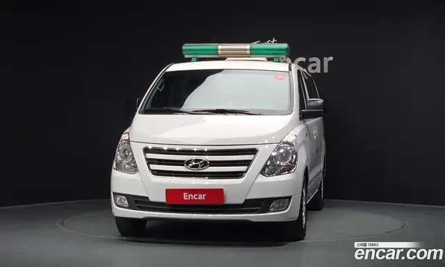 Hyundai Starex 2017 2.5 автомат (гидро), миниатюра 3