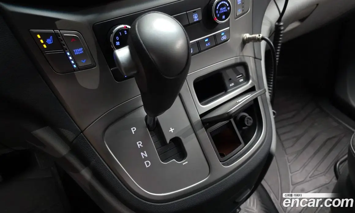 Hyundai Starex 2017 2.5 автомат (гидро), фото 9