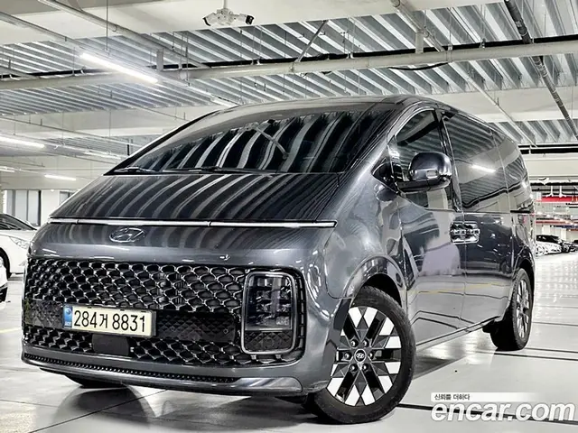 Hyundai Staria 2021 2.2 автомат (гидро), миниатюра 2