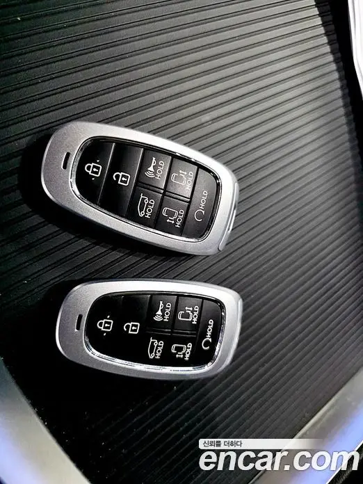 Hyundai Staria 2021 2.2 автомат (гидро), фото 17