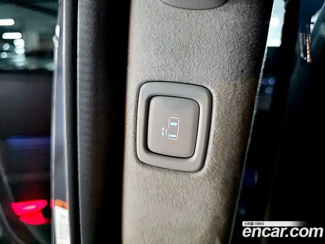 Hyundai Staria 2021 2.2 автомат (гидро), миниатюра 9