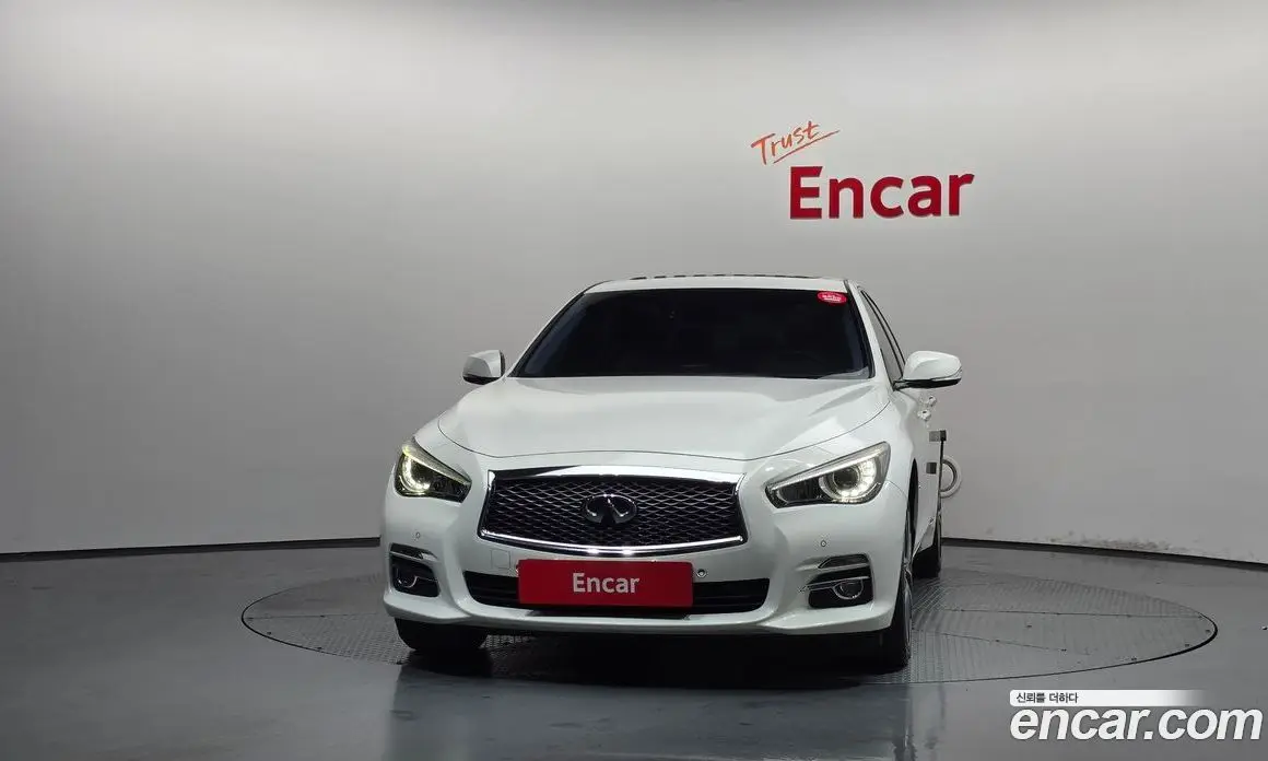 Infiniti Q50 2015 2.1 автомат (гидро), фото 3