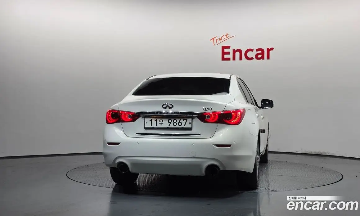 Infiniti Q50 2015 2.1 автомат (гидро), фото 4