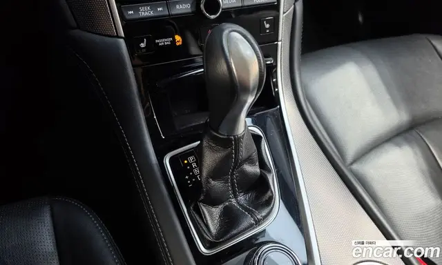 Infiniti Q50 2015 2.1 автомат (гидро), миниатюра 9