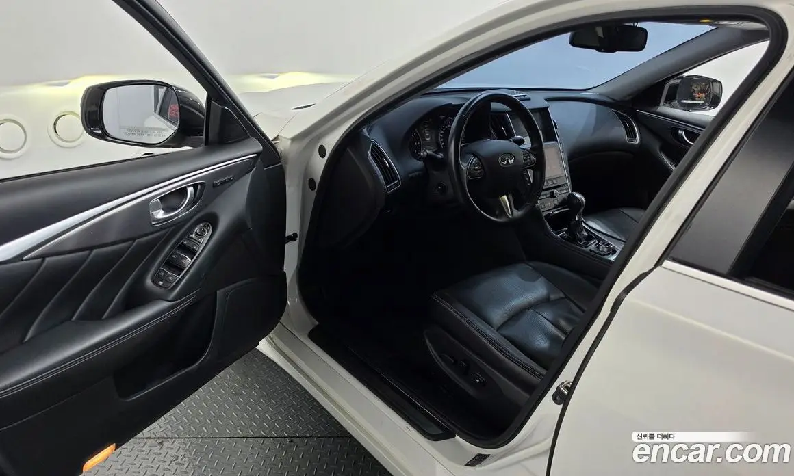 Infiniti Q50 2015 2.1 автомат (гидро), фото 10