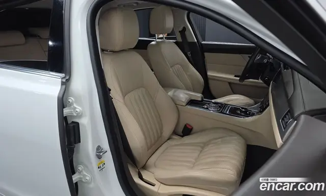 Jaguar XF 2017 2.0 автомат (гидро), миниатюра 12