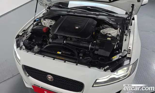Jaguar XF 2017 2.0 автомат (гидро), миниатюра 6