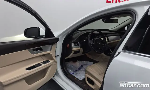 Jaguar XF 2017 2.0 автомат (гидро), миниатюра 10