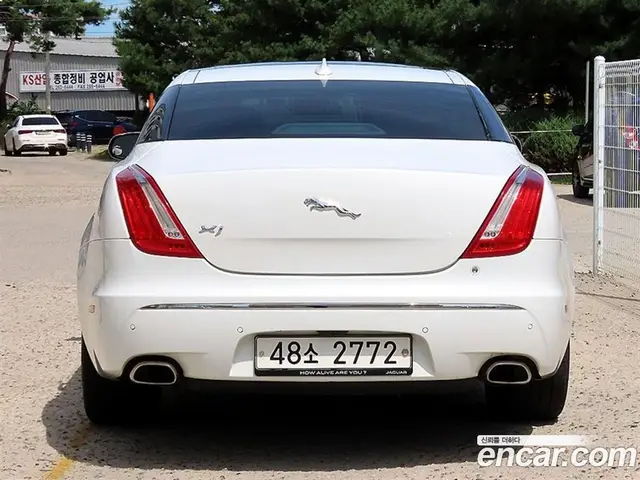 Jaguar XJ 2014 3.0 автомат (гидро), миниатюра 4 Jaguar XJ 2014 3.0 автомат (гидро), миниатюра 4