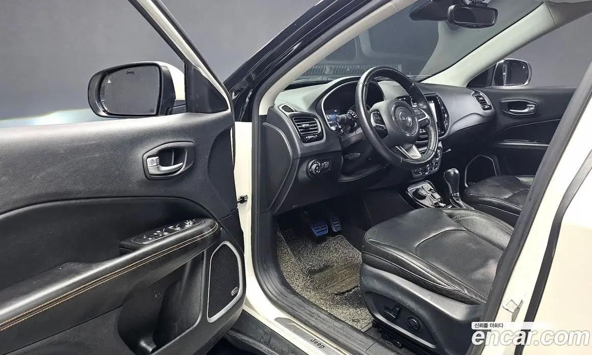 Jeep Compass 2019 2.4 автомат (гидро), фото 10 Jeep Compass 2019 2.4 автомат (гидро), фото 10