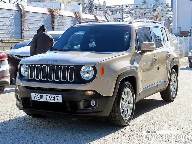 Jeep Renegade 2016 2.4 автомат (гидро), миниатюра 2