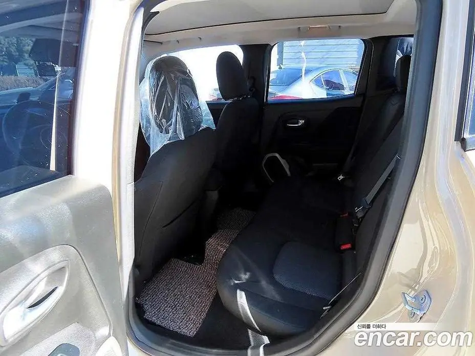Jeep Renegade 2016 2.4 автомат (гидро), фото 6