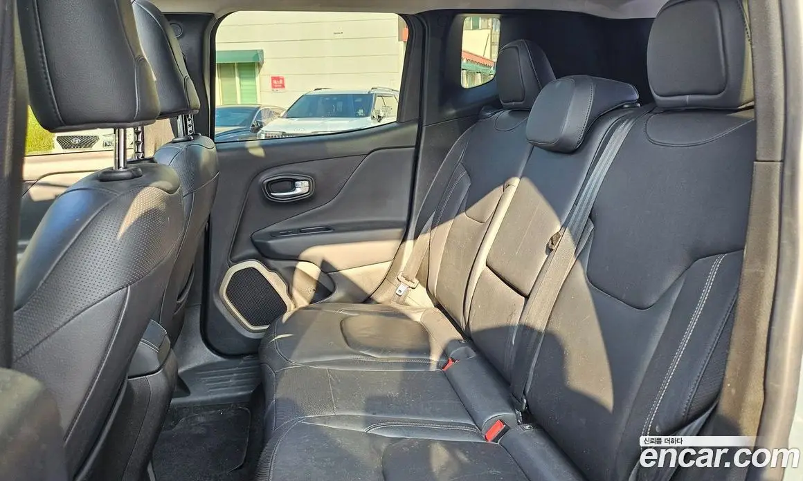 Jeep Renegade 2017 2.0 автомат (гидро), фото 12 Jeep Renegade 2017 2.0 автомат (гидро), фото 12
