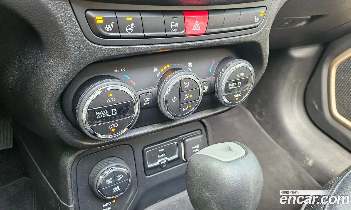 Jeep Renegade 2017 2.0 автомат (гидро), фото 18 Jeep Renegade 2017 2.0 автомат (гидро), фото 18