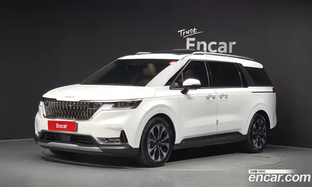 Kia Carnival, 2023, 23 749 км