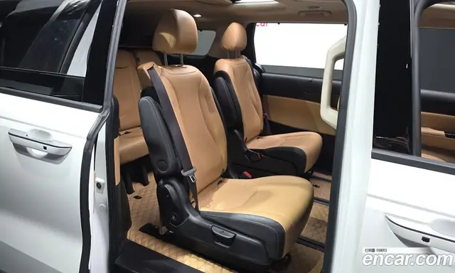 Kia Carnival 2023 3.5 автомат (гидро), миниатюра 12
