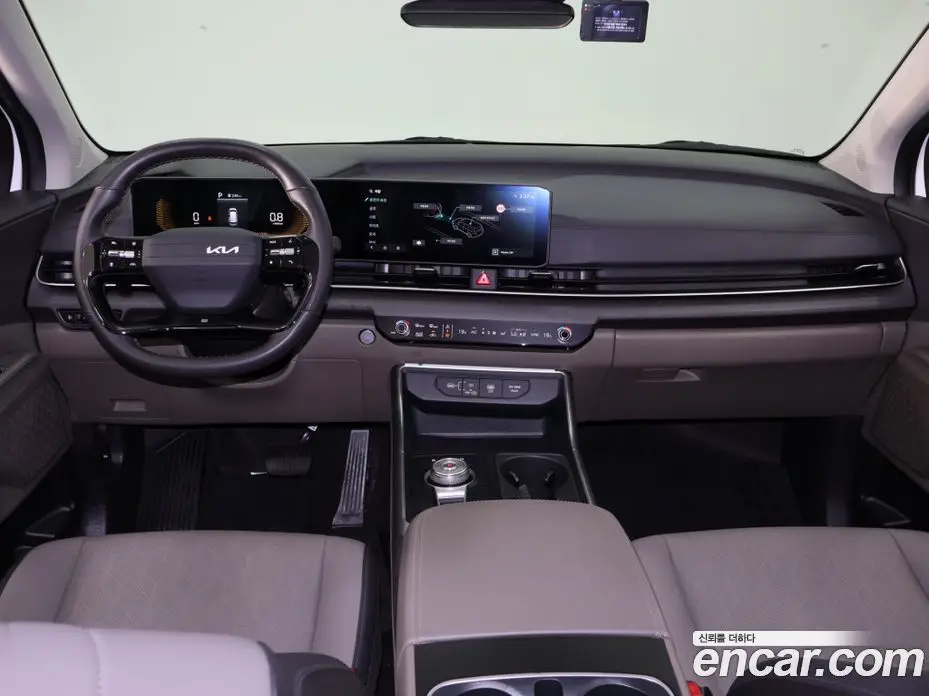 Kia Carnival 2025 2.2 автомат (гидро), фото 15 Kia Carnival 2025 2.2 автомат (гидро), фото 15