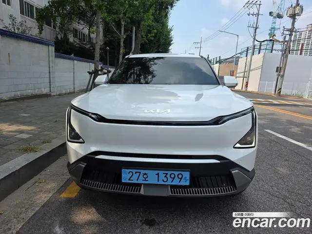 Kia EV5 2026 автомат (гидро), миниатюра 3