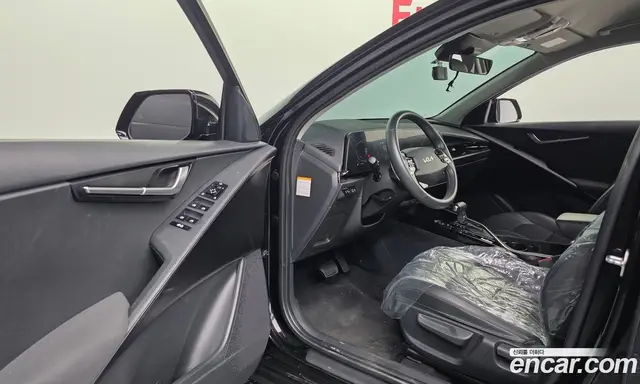 Kia Niro 2022 1.6 автомат (гидро), миниатюра 10 Kia Niro 2022 1.6 автомат (гидро), миниатюра 10