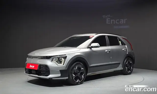 Kia Niro, 2023, 35 184 км