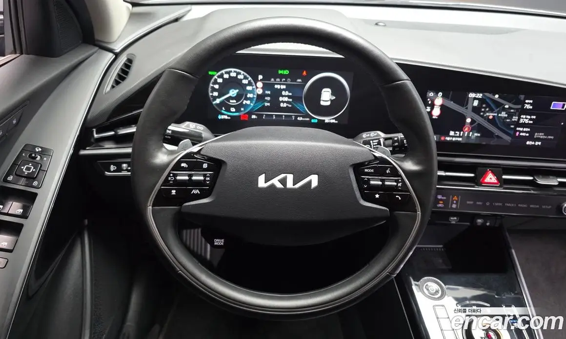 Kia Niro 2023 0.2 автомат (гидро), фото 13 Kia Niro 2023 0.2 автомат (гидро), фото 13