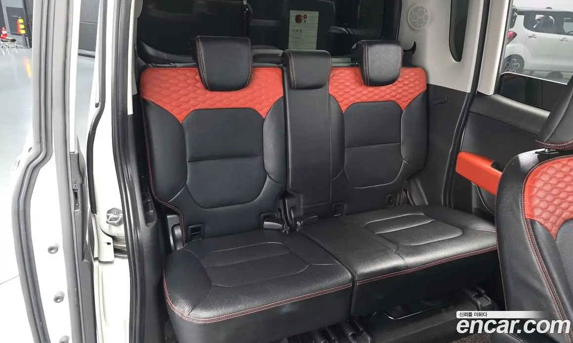 Kia Ray 2022 1.0 автомат (гидро), фото 12