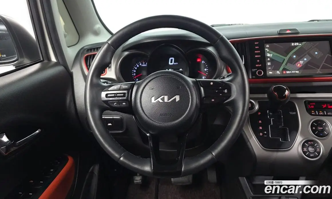 Kia Ray 2022 1.0 автомат (гидро), фото 13