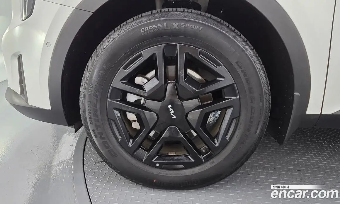 Kia Sorento 2024 1.6 автомат (гидро), фото 5