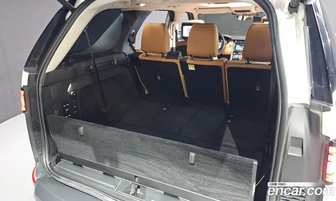 Land Rover Discovery 2018 3.0 автомат (гидро), фото 20