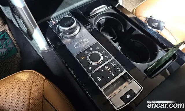 Land Rover Discovery 2018 3.0 автомат (гидро), миниатюра 9