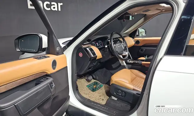 Land Rover Discovery 2018 3.0 автомат (гидро), миниатюра 10