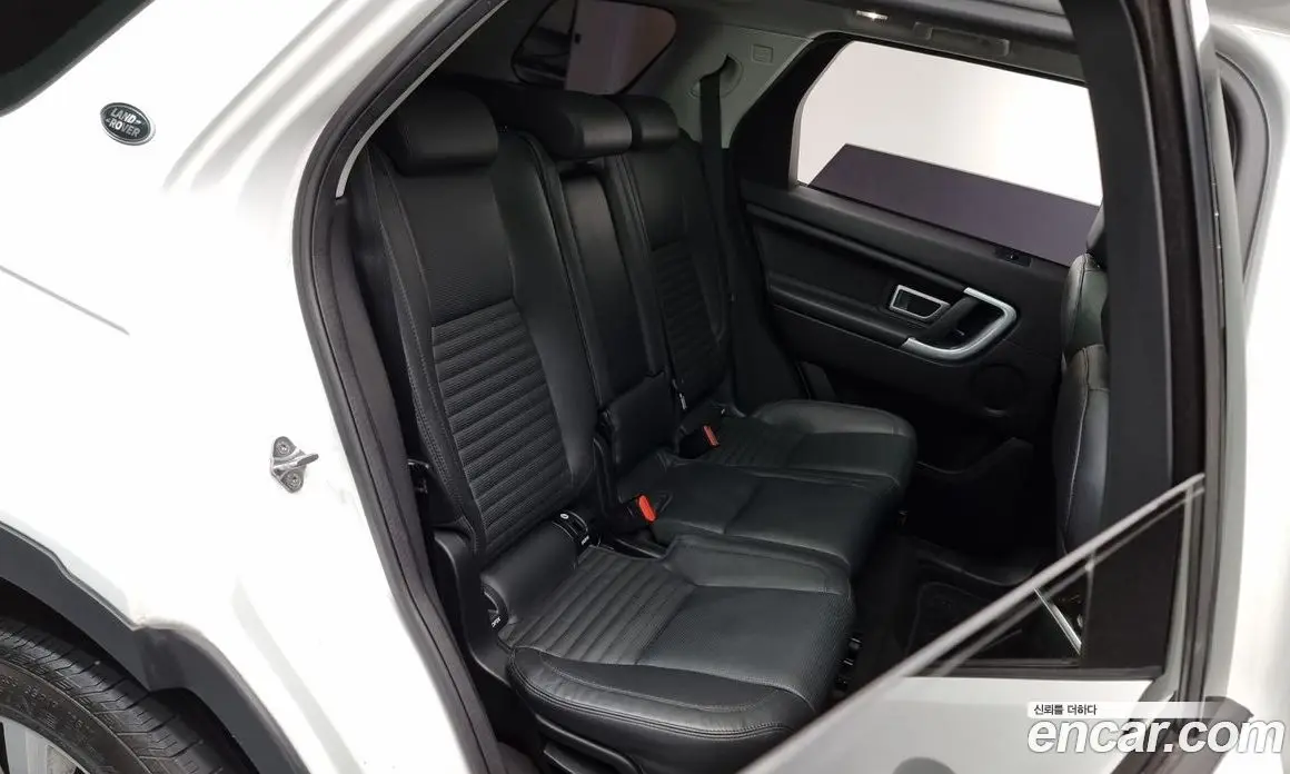 Land Rover Discovery Sport 2016 2.0 автомат (гидро), фото 12 Land Rover Discovery Sport 2016 2.0 автомат (гидро), фото 12