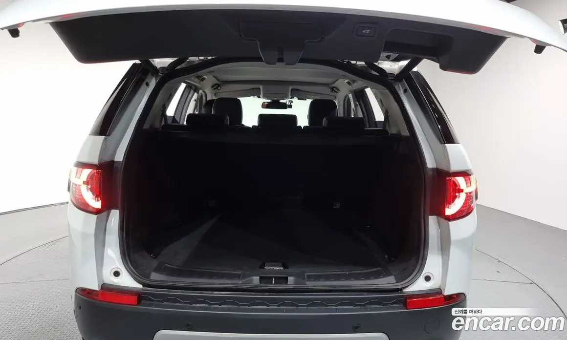 Land Rover Discovery Sport 2016 2.0 автомат (гидро), фото 20 Land Rover Discovery Sport 2016 2.0 автомат (гидро), фото 20