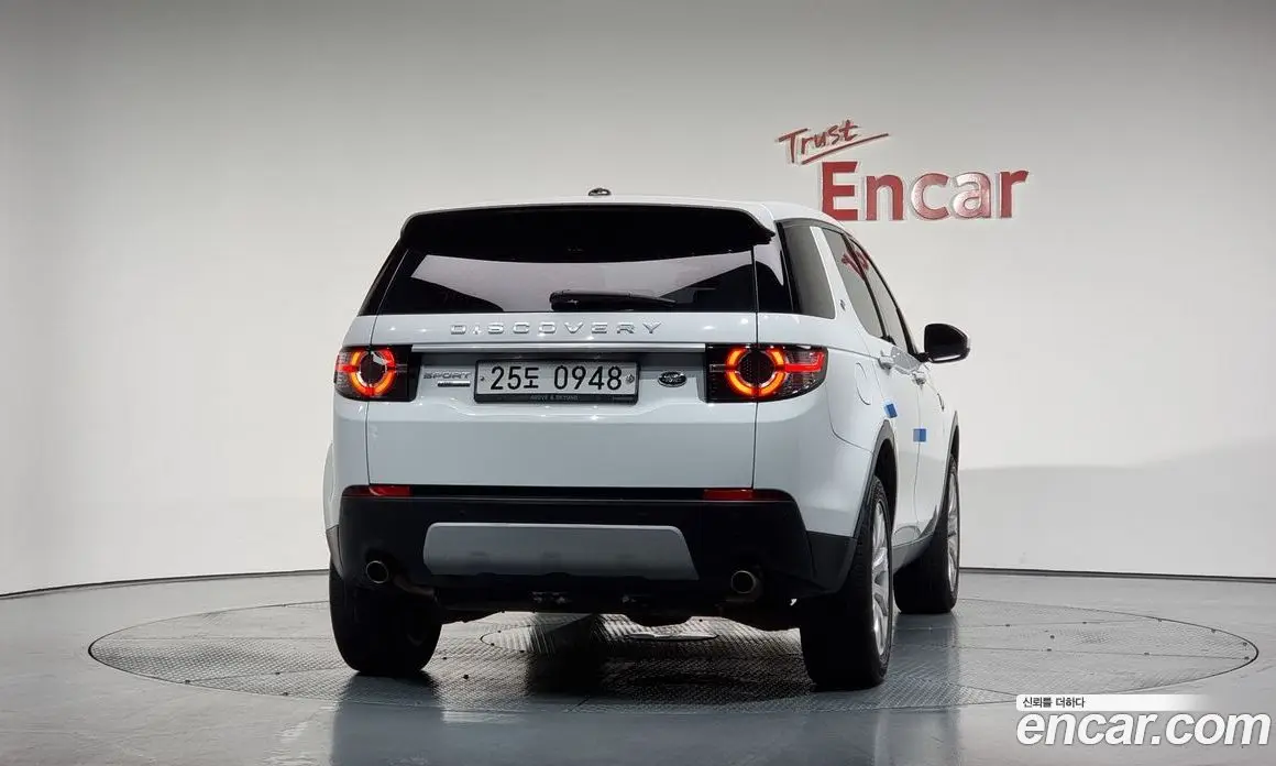 Land Rover Discovery Sport 2016 2.0 автомат (гидро), фото 4 Land Rover Discovery Sport 2016 2.0 автомат (гидро), фото 4