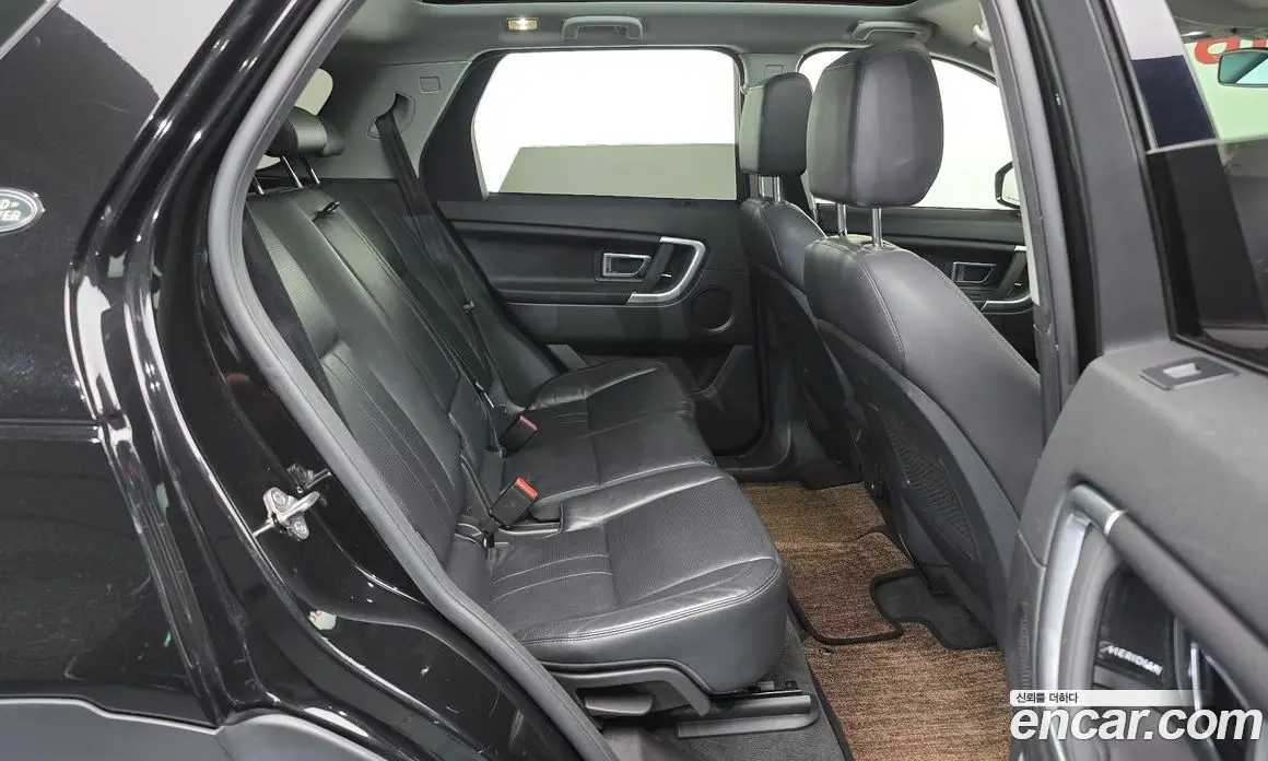 Land Rover Discovery Sport 2019 2.0 автомат (гидро), фото 12
