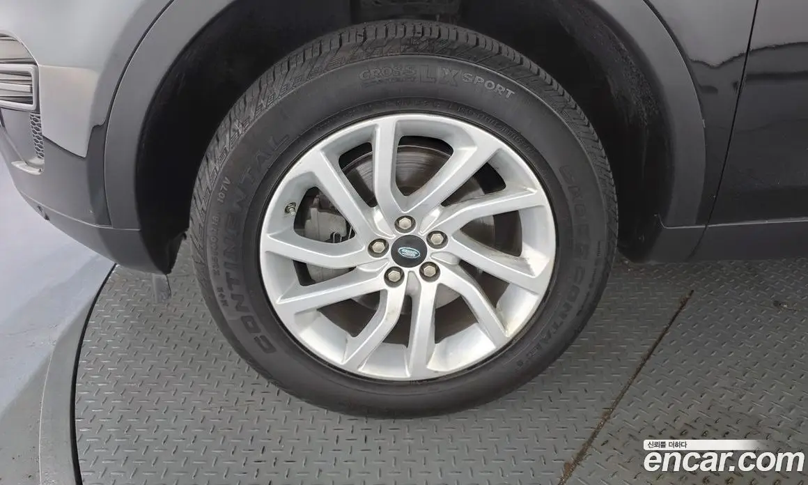 Land Rover Discovery Sport 2019 2.0 автомат (гидро), фото 5