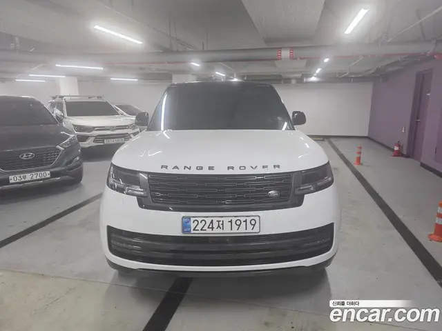 Land Rover Range Rover 2025 3.0 автомат (гидро), миниатюра 2