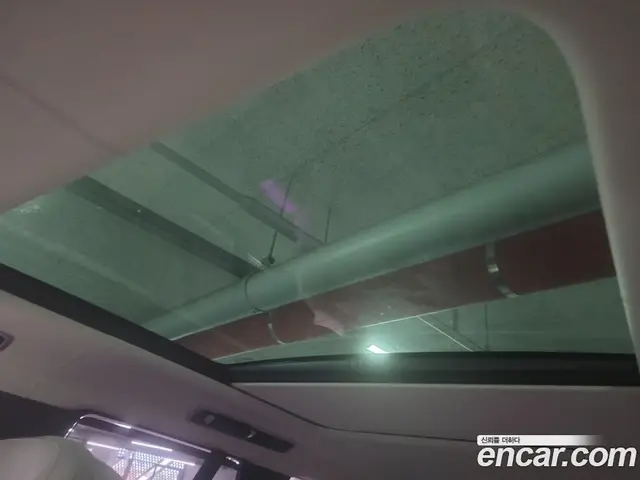 Land Rover Range Rover 2025 3.0 автомат (гидро), миниатюра 11
