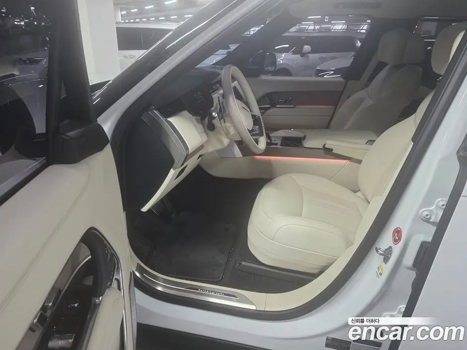 Land Rover Range Rover 2025 3.0 автомат (гидро), фото 6