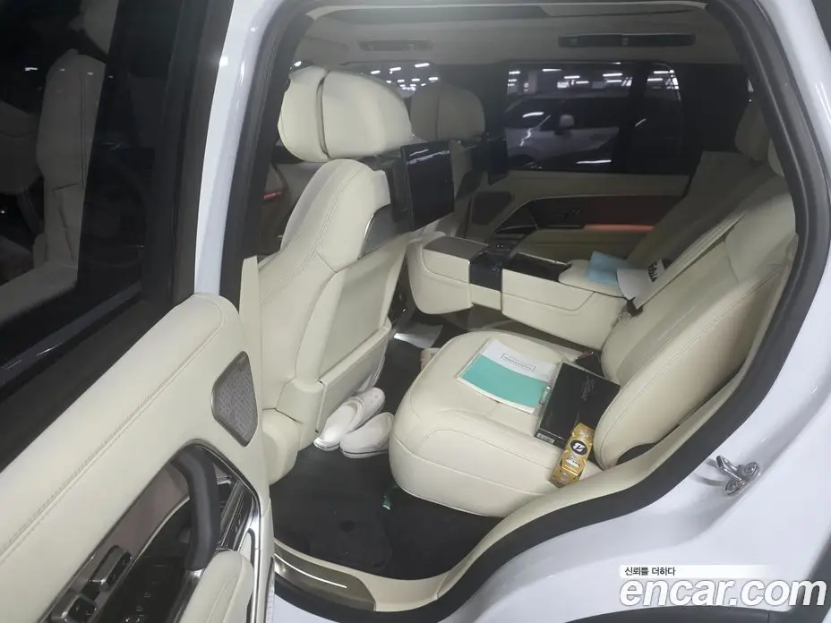 Land Rover Range Rover 2025 3.0 автомат (гидро), фото 7