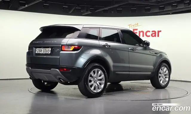 Land Rover Range Rover Evoque 2016 2.0 автомат (гидро), миниатюра 2 Land Rover Range Rover Evoque 2016 2.0 автомат (гидро), миниатюра 2