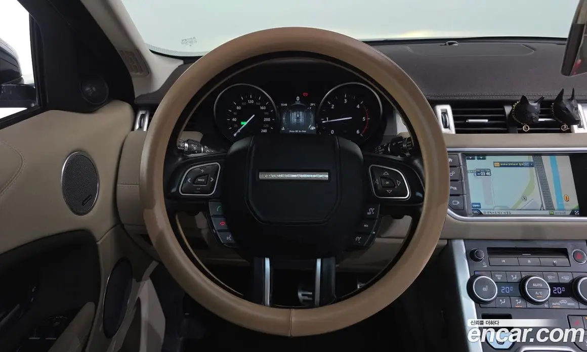 Land Rover Range Rover Evoque 2016 2.0 автомат (гидро), фото 14 Land Rover Range Rover Evoque 2016 2.0 автомат (гидро), фото 14