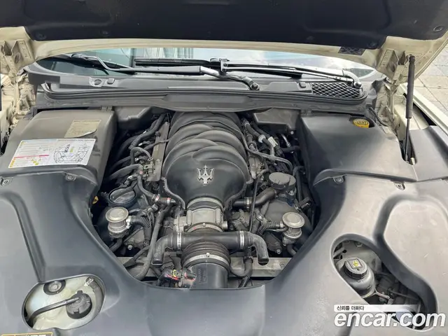 Maserati GranTurismo 2013 4.2 автомат (гидро), миниатюра 6 Maserati GranTurismo 2013 4.2 автомат (гидро), миниатюра 6