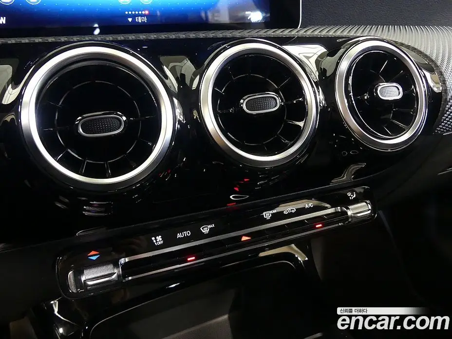 Mercedes-Benz A-Class 2019 2.0 автомат (гидро), фото 14